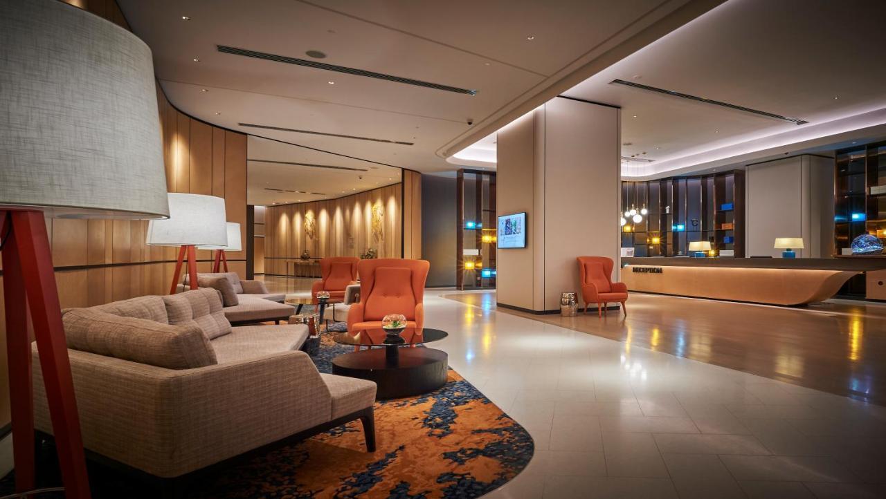 Готель Amari Куала-Лумпур Екстер'єр фото The lobby of the hotel